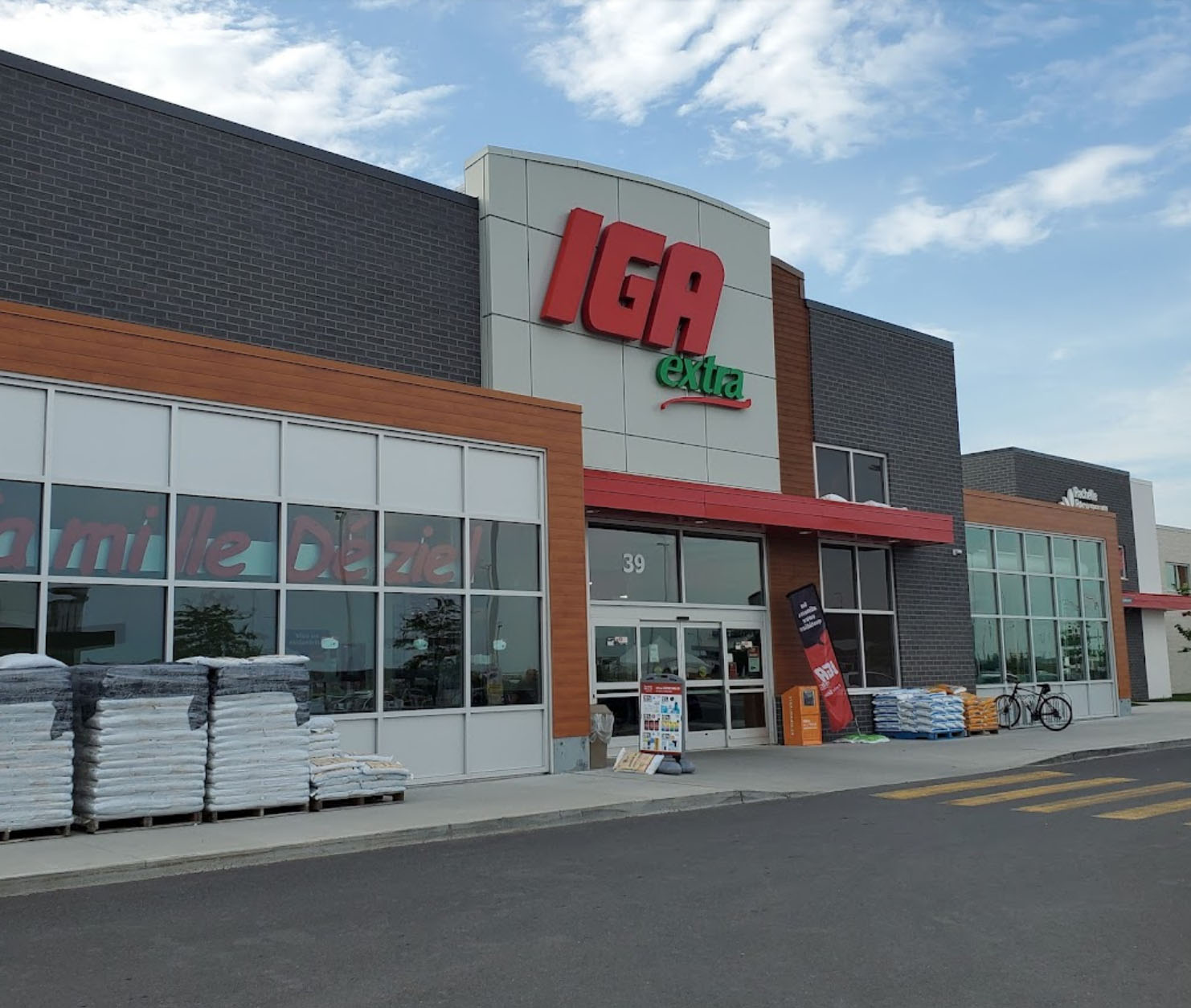 IGA (new), Vaudreuil Procam Construction